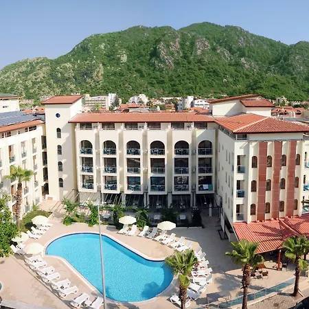 Bed & Breakfast Kent Studyo İçmeler