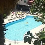 Kent Studyo 3*